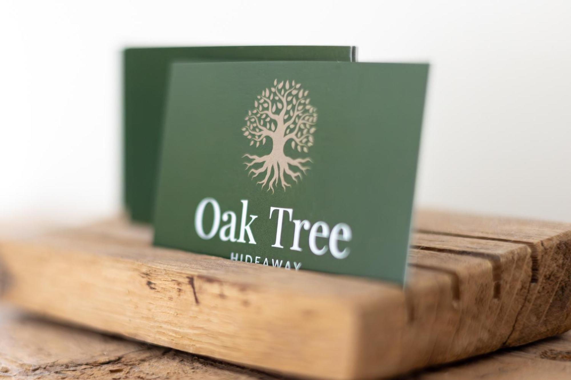 Oak Tree Hideaway Villa Whitchurch  Exterior photo